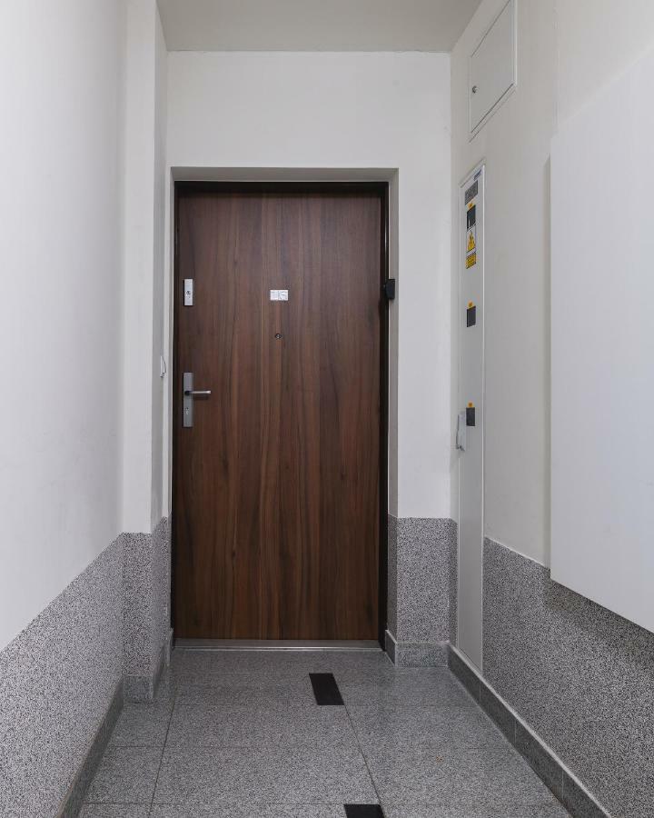 P&O Serviced Apartments Wawrzyszewska Varsóvia Exterior foto